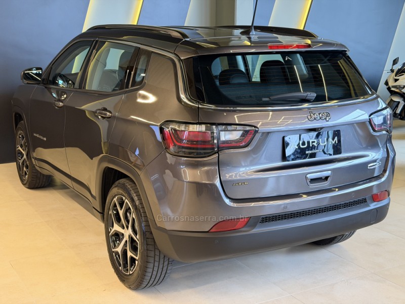 COMPASS 1.3 LONGITUDE T270 16V TURBO FLEX 4P AUTOMÁTICO - 2025 - CAXIAS DO SUL