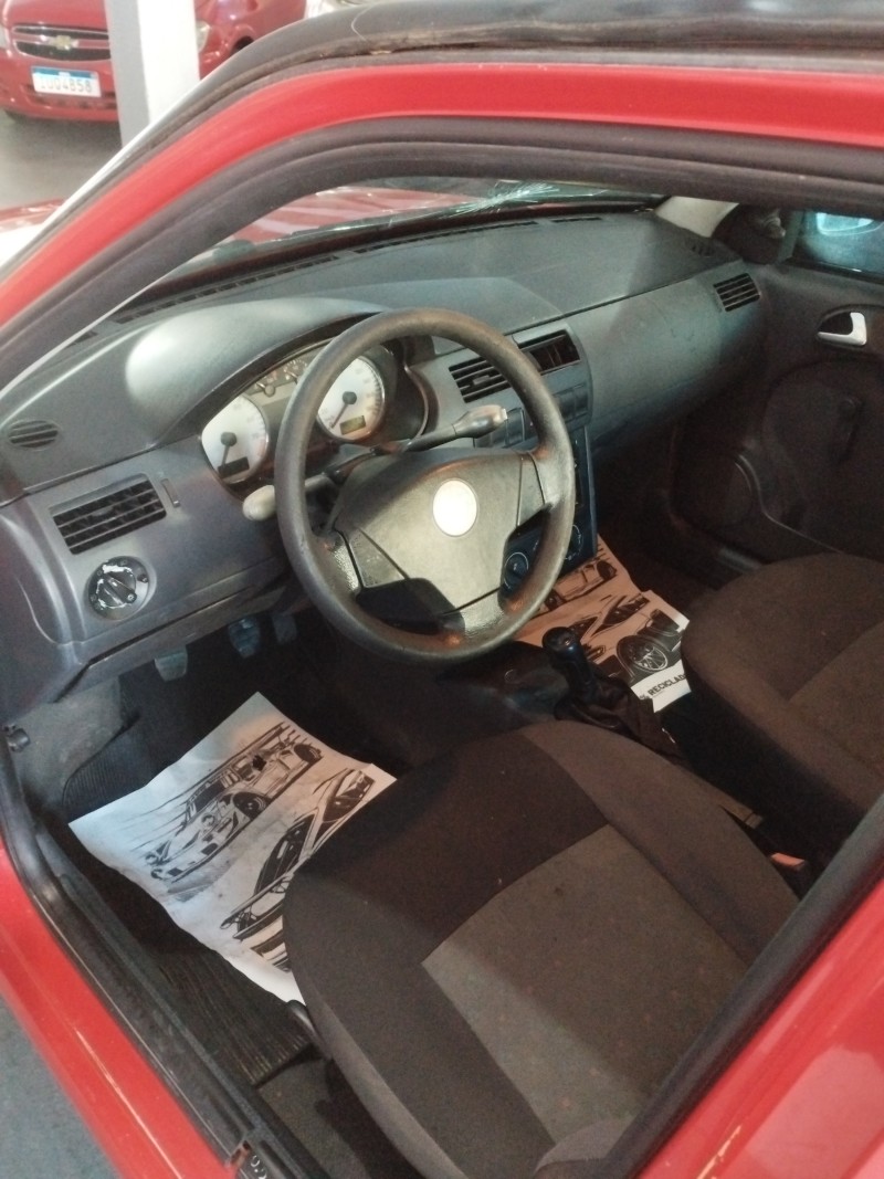 GOL 1.0 MI 16V GASOLINA 4P MANUAL G.III - 2005 - CAXIAS DO SUL