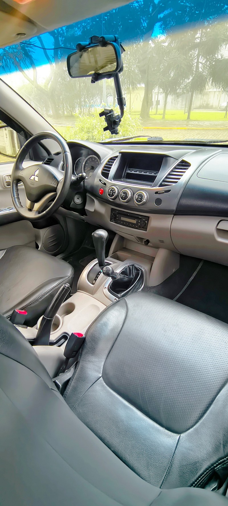 L200 TRITON 3.2 HPE 4X4 CD 16V TURBO INTERCOOLER DIESEL 4P AUTOMÁTICO - 2010 - FARROUPILHA