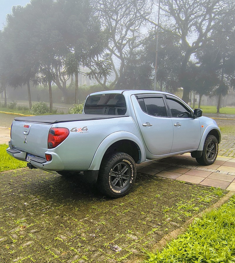 L200 TRITON 3.2 HPE 4X4 CD 16V TURBO INTERCOOLER DIESEL 4P AUTOMÁTICO - 2010 - FARROUPILHA