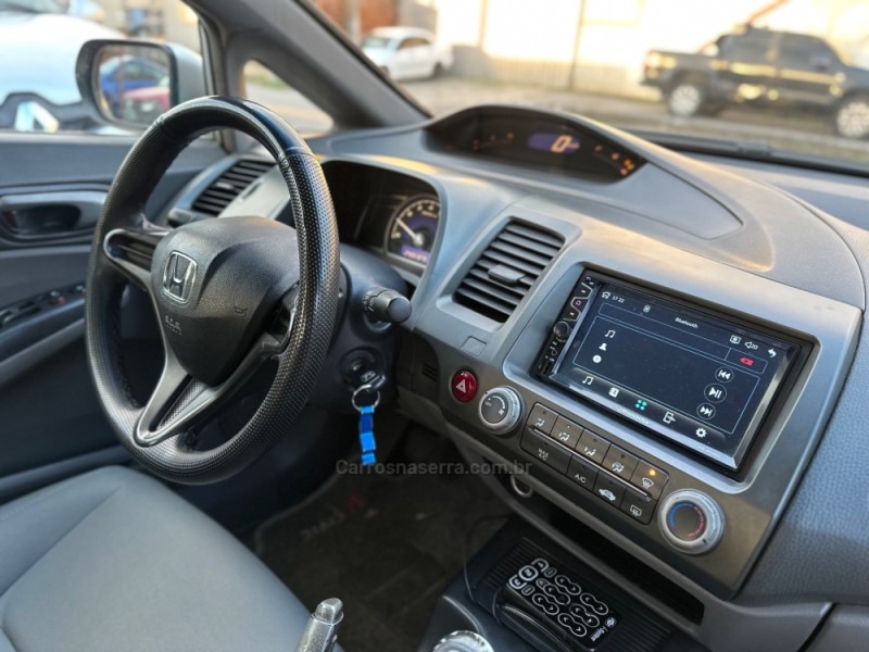 CIVIC 1.8 LXS 16V GASOLINA 4P MANUAL - 2007 - CAXIAS DO SUL