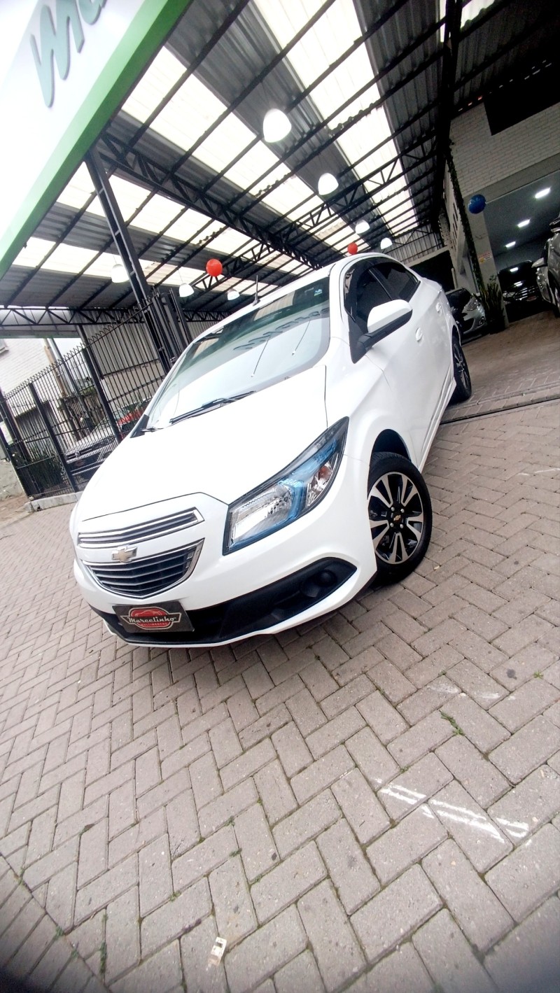 PRISMA 1.0 MPFI VHCE 8V FLEX 4P MANUAL - 2015 - CAXIAS DO SUL