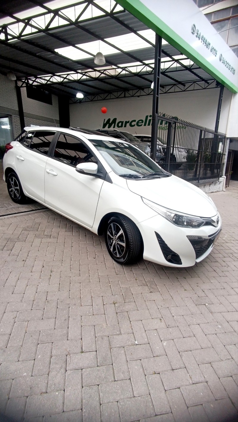 YARIS 1.5 XLS CONNECT 16V FLEX 4P AUTOMÁTICO - 2021 - CAXIAS DO SUL