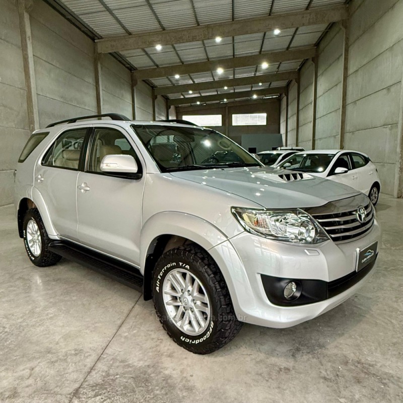 HILUX SW4 3.0 SRV 4X4 CD 16V TURBO INTERCOOLER DIESEL 4P AUTOMÁTICO - 2015 - BENTO GONçALVES