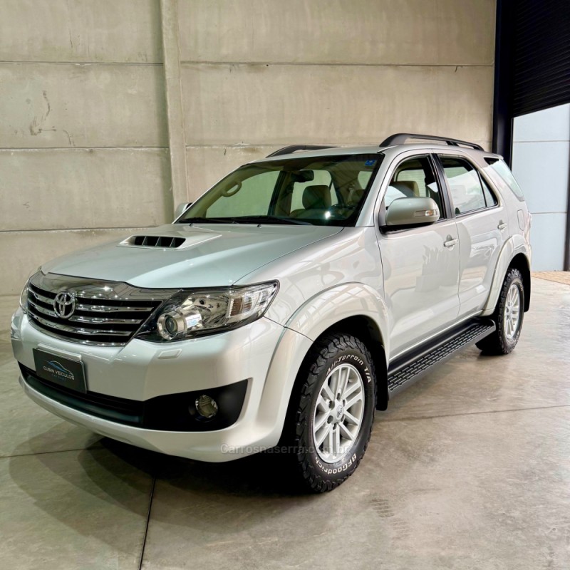 hilux sw4 3.0 srv 4x4 cd 16v turbo intercooler diesel 4p automatico 2015 bento goncalves