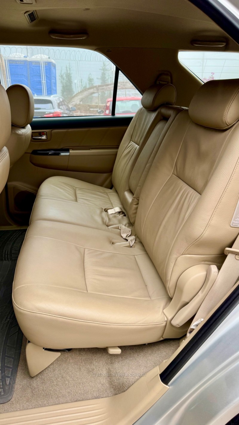HILUX SW4 3.0 SRV 4X4 CD 16V TURBO INTERCOOLER DIESEL 4P AUTOMÁTICO - 2015 - BENTO GONçALVES