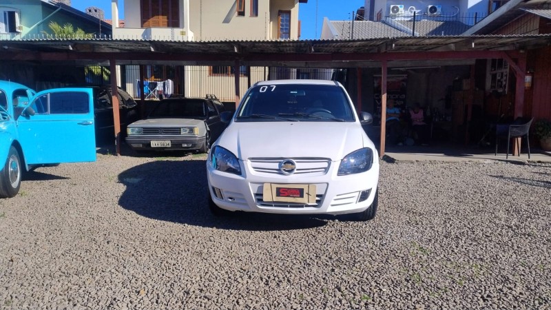 CELTA 1.0 MPFI LIFE 8V FLEX 4P MANUAL - 2007 - CAXIAS DO SUL