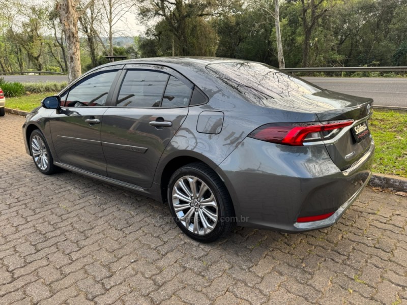 COROLLA 2.0 XEI 16V FLEX 4P AUTOMÁTICO - 2023 - DOIS IRMãOS