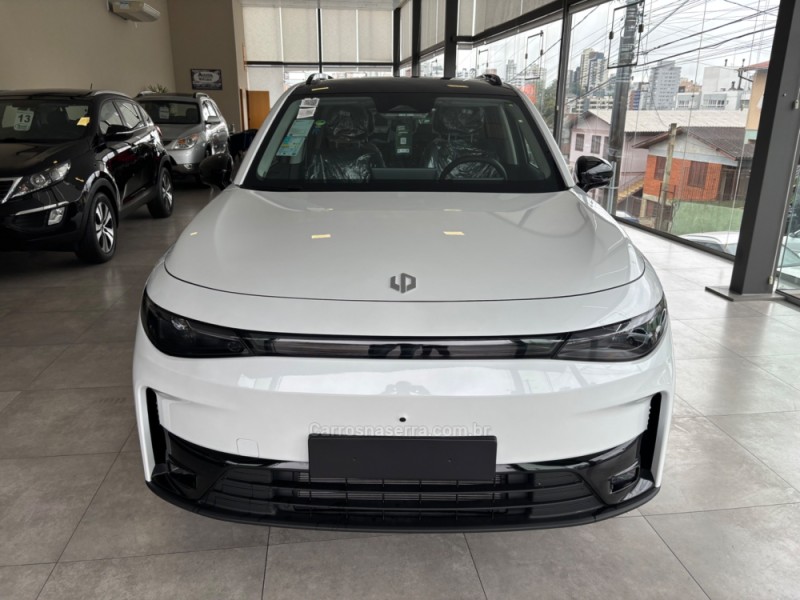 C10 BEV ELÉTRICO 69,9KW 4P AUTOMÁTICO - 2027 - BENTO GONçALVES