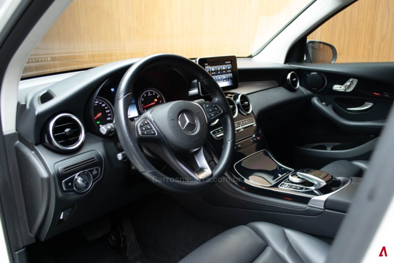 GLC 250 2.0 16V HIGHWAY TURBO GASOLINA 4MATIC 4P AUTOMÁTICA - 2019 - GARIBALDI