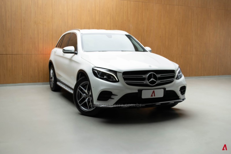 GLC 250 2.0 16V HIGHWAY TURBO GASOLINA 4MATIC 4P AUTOMÁTICA - 2019 - GARIBALDI