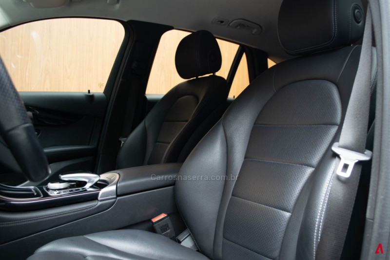 GLC 250 2.0 16V HIGHWAY TURBO GASOLINA 4MATIC 4P AUTOMÁTICA - 2019 - GARIBALDI