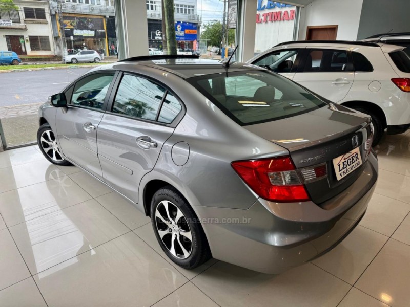 CIVIC 1.8 EXS 16V FLEX 4P AUTOMÁTICO - 2012 - SãO LEOPOLDO