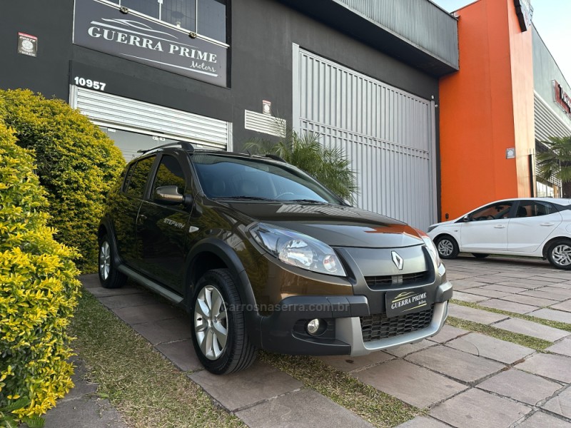 SANDERO 1.6 STEPWAY 16V FLEX 4P AUTOMÁTICO - 2014 - CAXIAS DO SUL