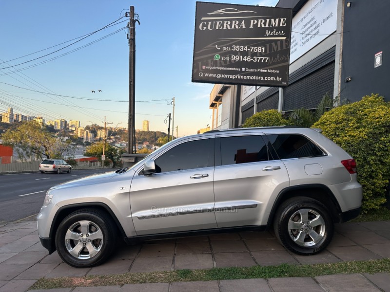 GRAND CHEROKEE 3.6 LAREDO 4X4 V6 24V GASOLINA 4P AUTOMÁTICO - 2012 - CAXIAS DO SUL