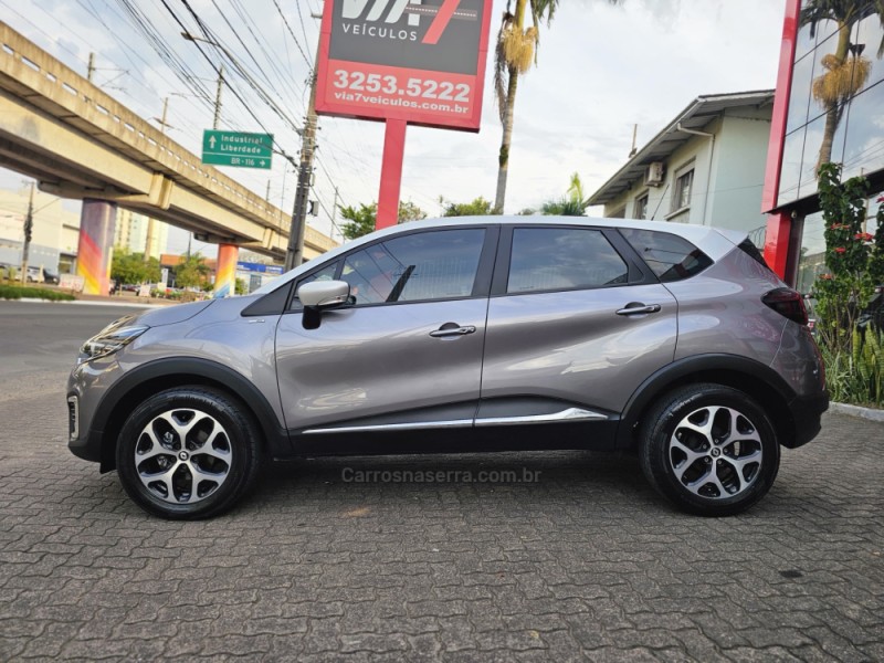 CAPTUR 1.6 16V INTENSE BOSE FLEX 4P AUTOMÁTICO - 2021 - NOVO HAMBURGO