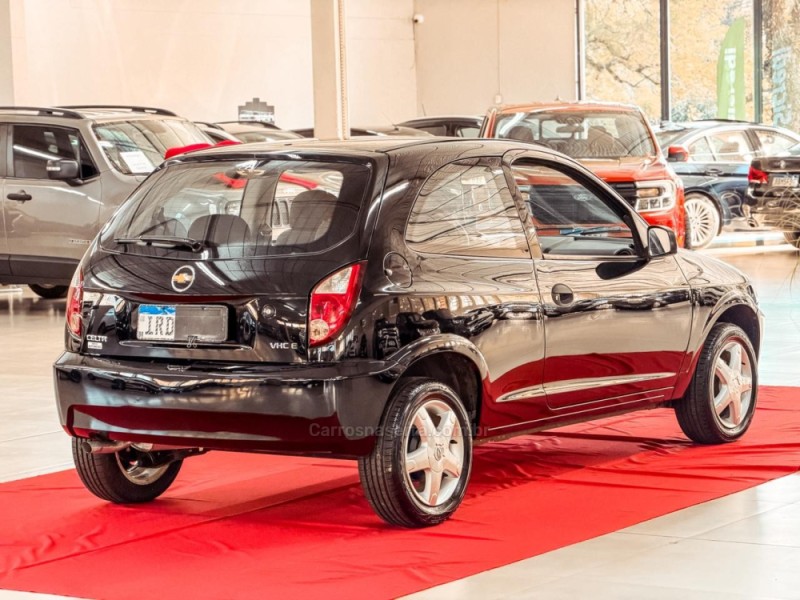 CELTA 1.0 MPFI SPIRIT 8V FLEX 2P MANUAL - 2011 - NOVA PRATA