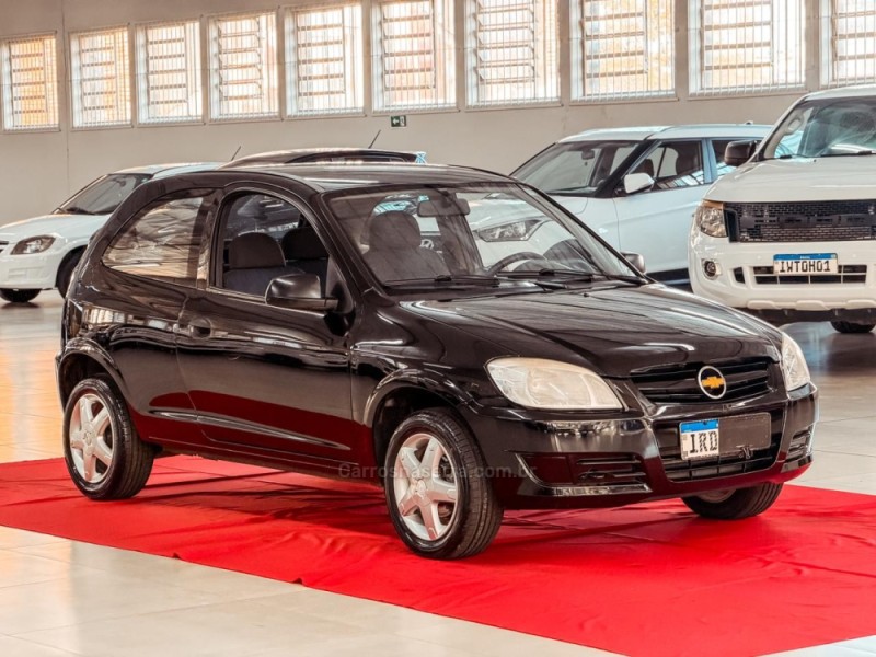 CELTA 1.0 MPFI SPIRIT 8V FLEX 2P MANUAL - 2011 - NOVA PRATA