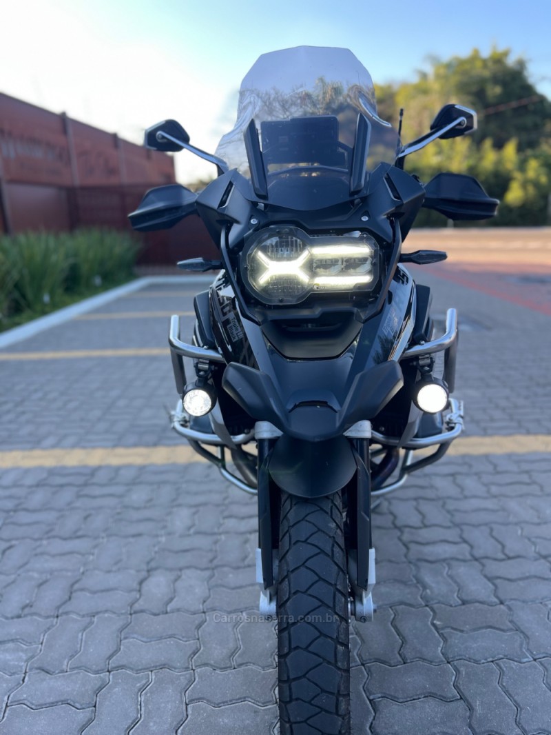 R 1250 GS PREMIUM TRIPLE BLACK - 2021 - SãO LEOPOLDO