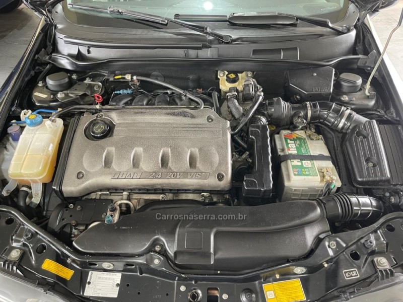 MAREA 2.4 MPI HLX WEEKEND 20V GASOLINA 4P MANUAL - 2002 - NOVO HAMBURGO