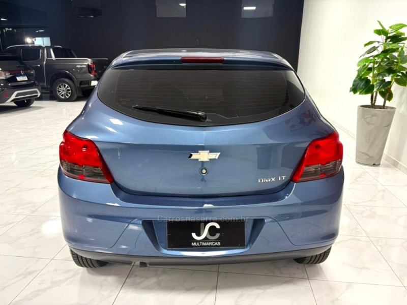 ONIX 1.0 MPFI LOLLAPALOOZA 8V FLEX 4P MANUAL - 2014 - CAMPINAS DO SUL
