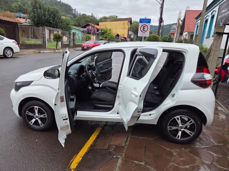 MOBI 1.0 6V DRIVE FLEX MANUAL - 2018 - PICADA CAFé