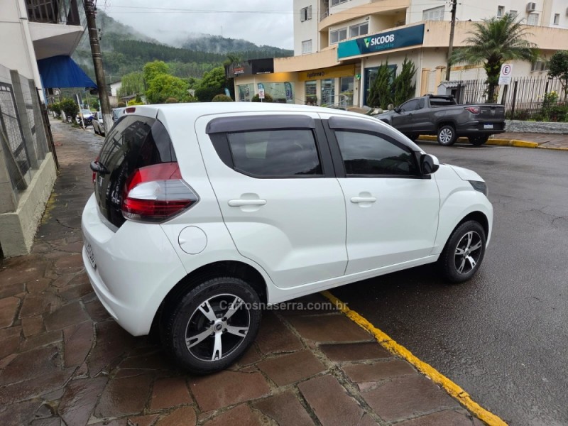 MOBI 1.0 6V DRIVE FLEX MANUAL - 2018 - PICADA CAFé