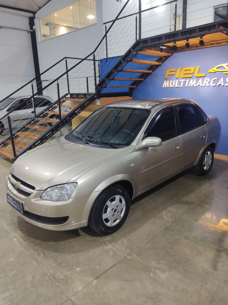 corsa 1.0 ls classic vhc 4p flex power  2012 vale real