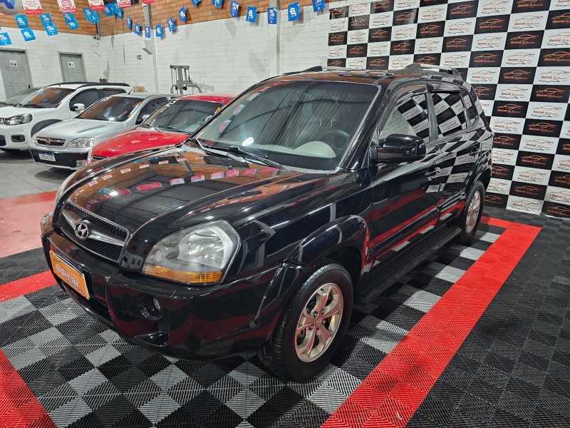 TUCSON 2.0 MPFI GLS 16V 143CV 2WD FLEX 4P AUTOMÁTICO - 2013 - CAXIAS DO SUL