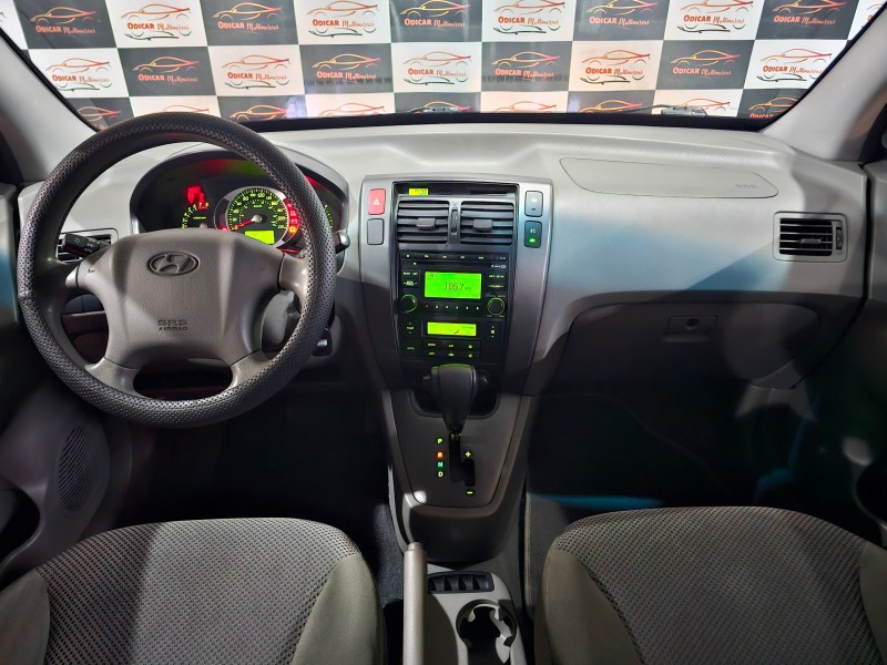 TUCSON 2.0 MPFI GLS 16V 143CV 2WD FLEX 4P AUTOMÁTICO - 2013 - CAXIAS DO SUL