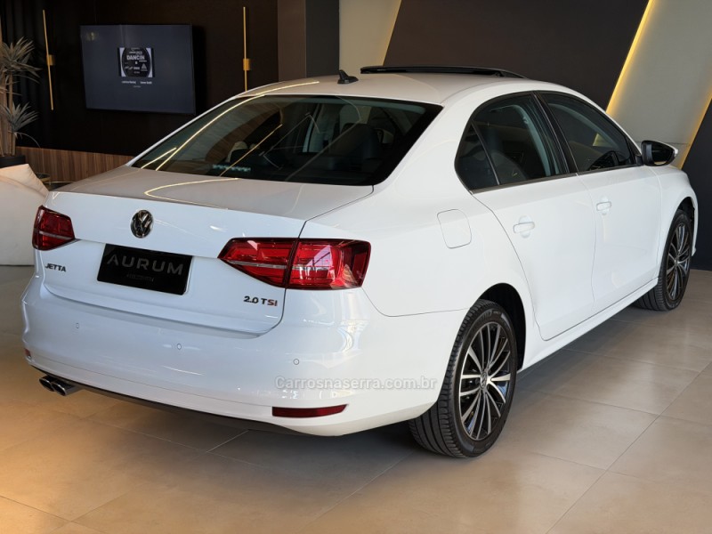 JETTA 2.0 TSI HIGHLINE 211CV GASOLINA 4P TIPTRONIC - 2017 - CAXIAS DO SUL