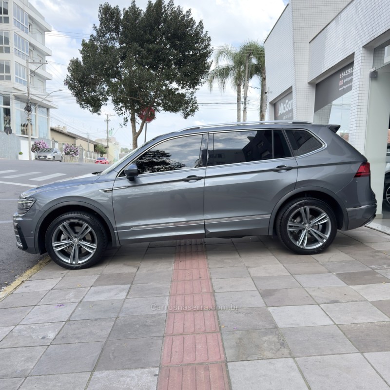 TIGUAN 2.0 ALLSPACE R-LINE 350 TSI 4X4 GASOLINA 4P - 2020 - FLORES DA CUNHA