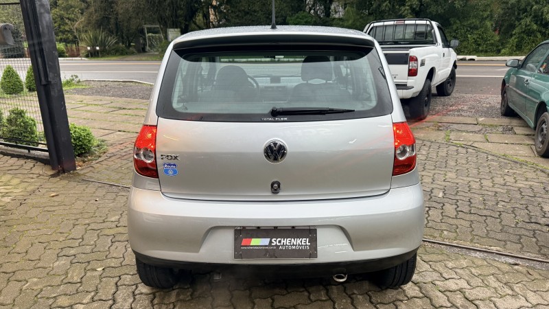FOX 1.0 MI ROUTE 8V FLEX 4P MANUAL - 2009 - NOVA PETRóPOLIS