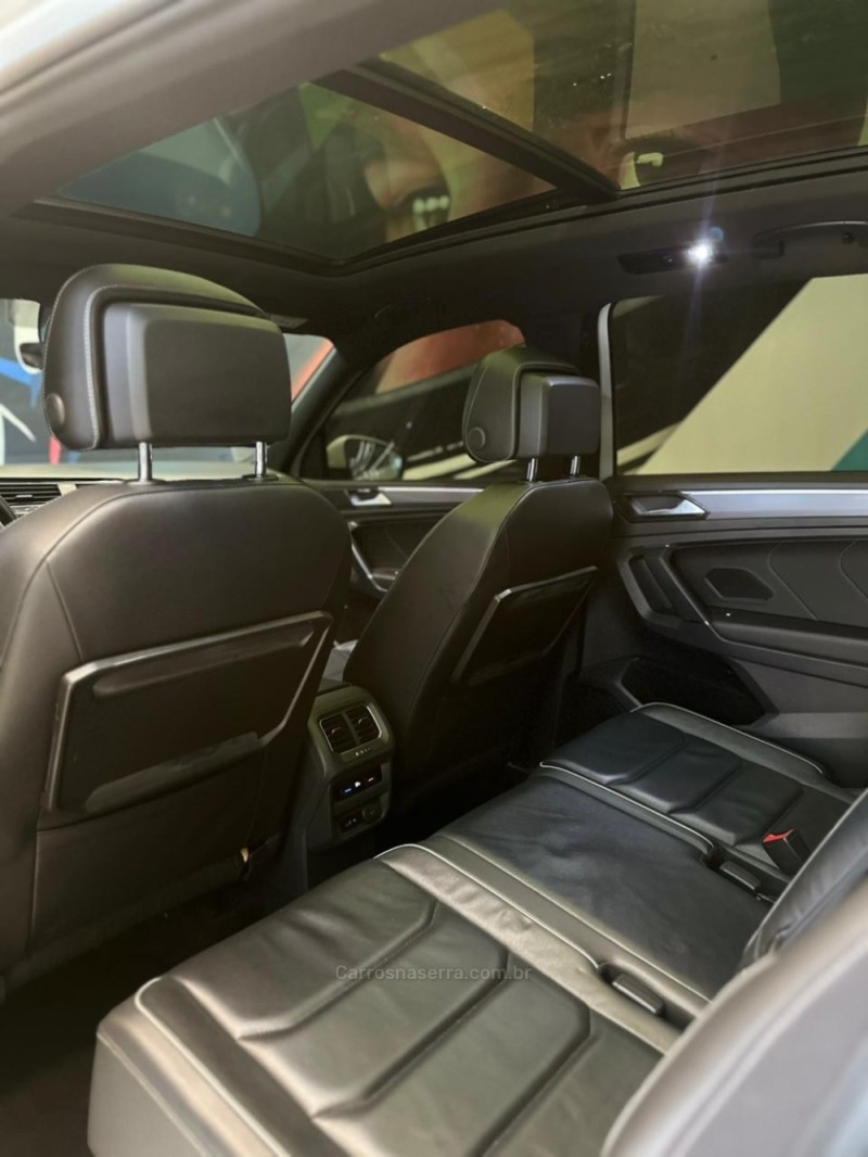 TIGUAN 2.0 TSI R-LINE 350 16V GASOLINA 4P AUTOMÁTICO - 2017 - NOVO HAMBURGO