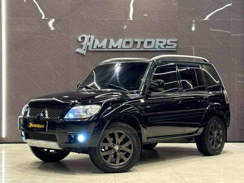 pajero tr4 2.0 4x4 16v 133cv flex 4p automatico 2011 caxias do sul
