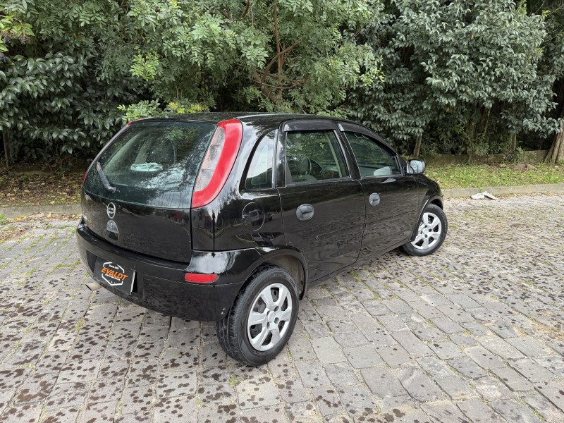 CORSA 1.0 MPFI JOY 8V GASOLINA 4P MANUAL - 2005 - CAXIAS DO SUL