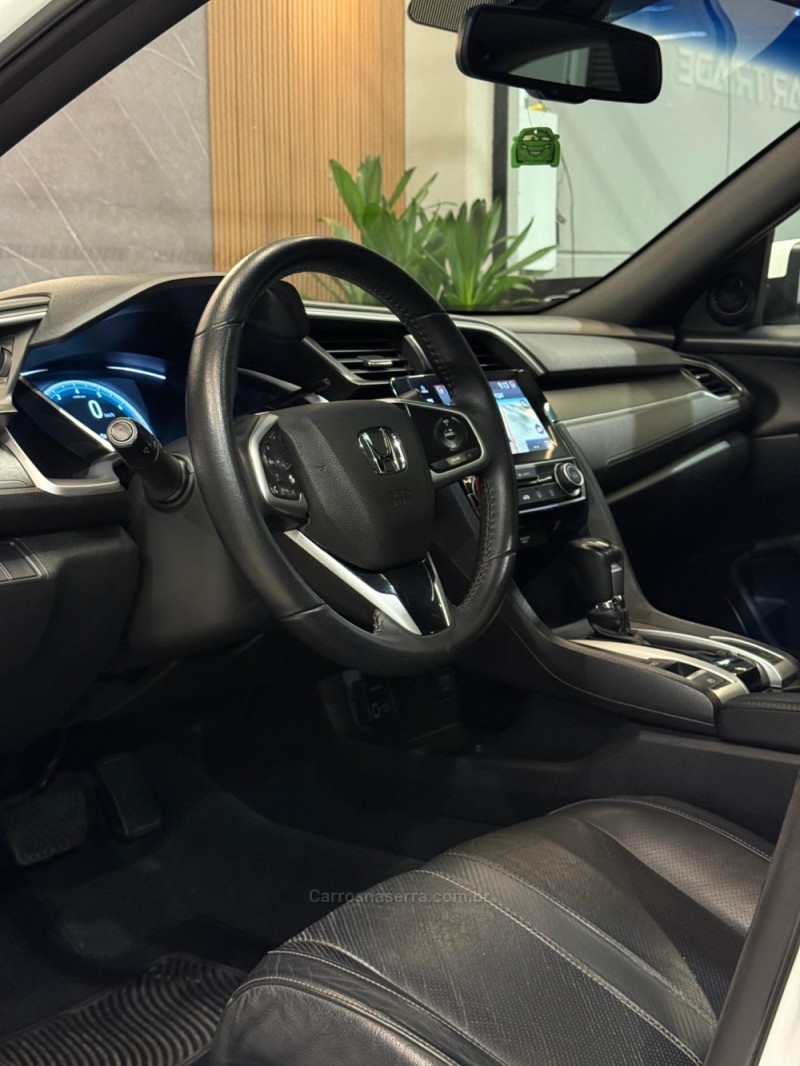 CIVIC 1.5 16V TOURING TURBO GASOLINA 4P AUTOMÁTICO - 2017 - CAXIAS DO SUL