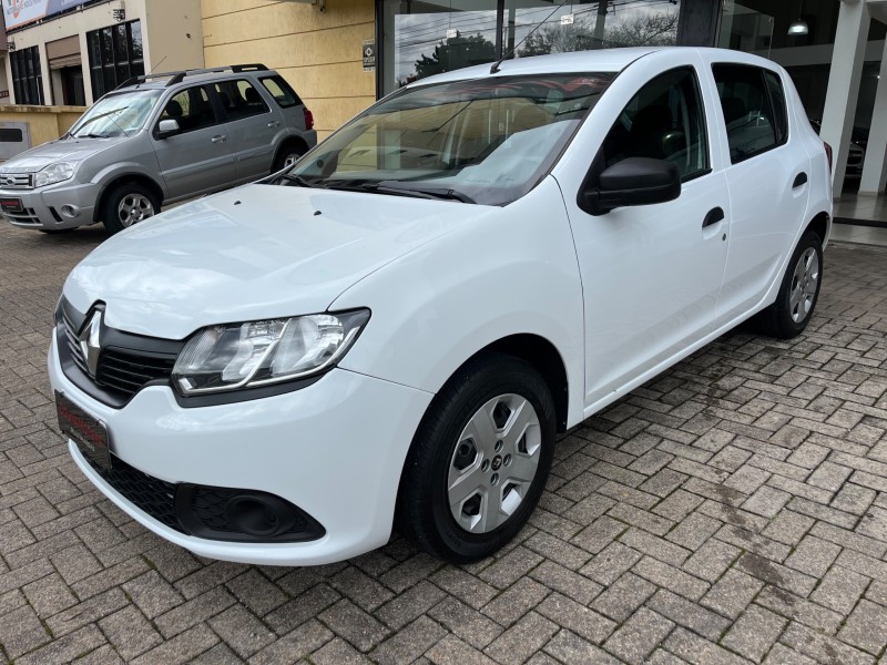 SANDERO 1.0 AUTHENTIQUE 16V FLEX 4P MANUAL - 2015 - CAXIAS DO SUL