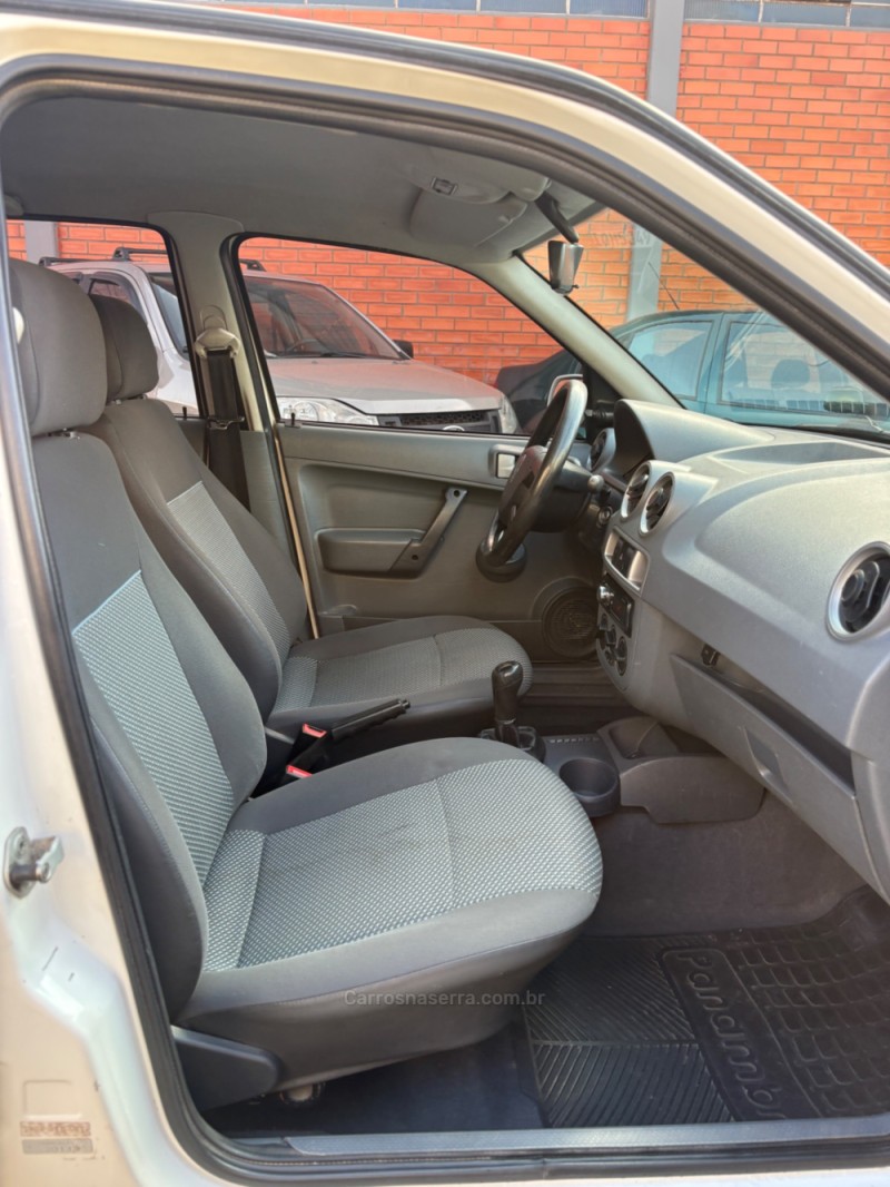 GOL 1.0 MI TRENDLINE 8V FLEX 4P MANUAL - 2014 - CAXIAS DO SUL