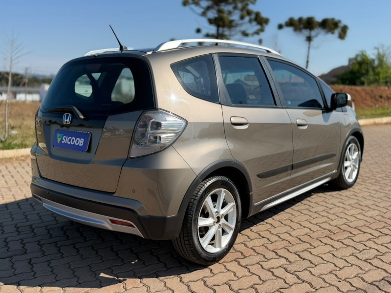 FIT 1.5 TWIST 16V FLEX 4P AUTOMÁTICO - 2013 - LAGOA VERMELHA