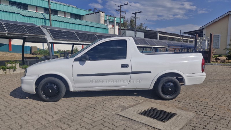 CORSA 1.6 MPFI GL CS PICK-UP 8V GASOLINA 2P MANUAL - 2003 - CARLOS BARBOSA