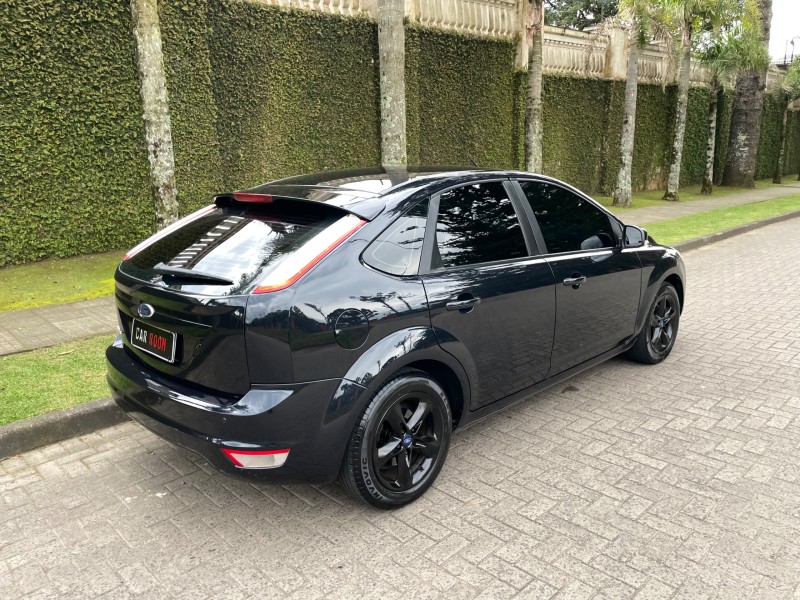 FOCUS 1.6 GL 16V FLEX 4P MANUAL - 2013 - CAXIAS DO SUL