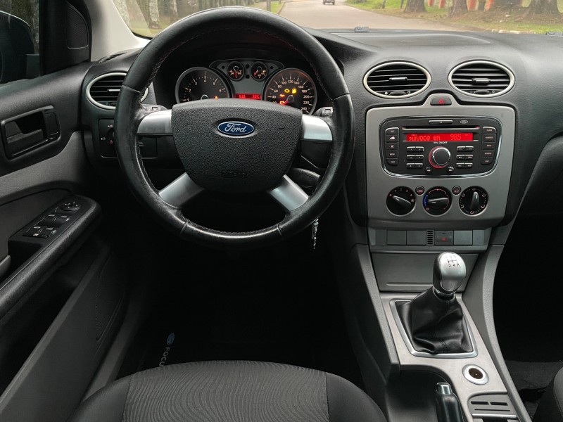 FOCUS 1.6 GL 16V FLEX 4P MANUAL - 2013 - CAXIAS DO SUL