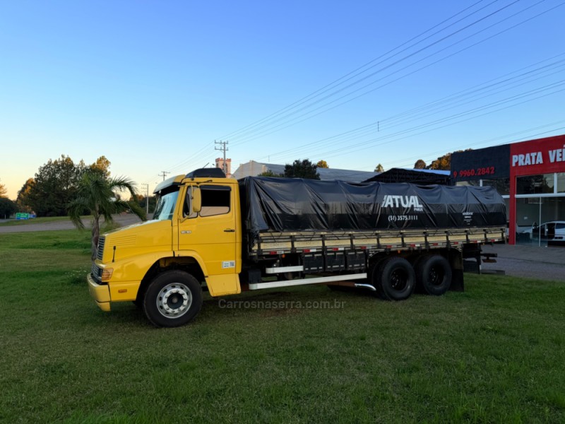 l 1618 3 eixos 1993 nova prata
