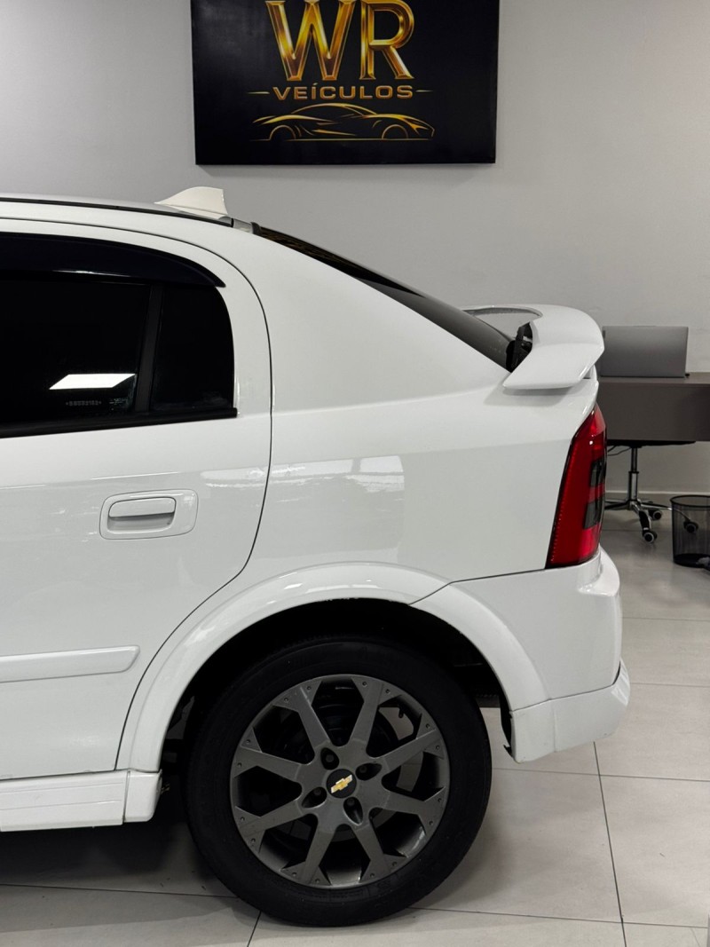 ASTRA 2.0 MPFI ADVANTAGE 8V FLEX 4P MANUAL - 2011 - BENTO GONçALVES
