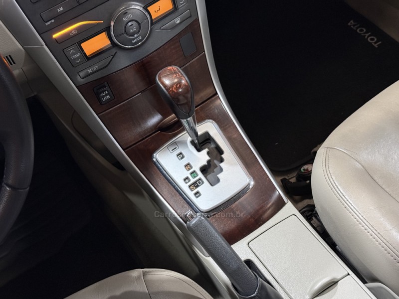 COROLLA 2.0 ALTIS PREMIUM 16V FLEX 4P AUTOMÁTICO - 2012 - BENTO GONçALVES