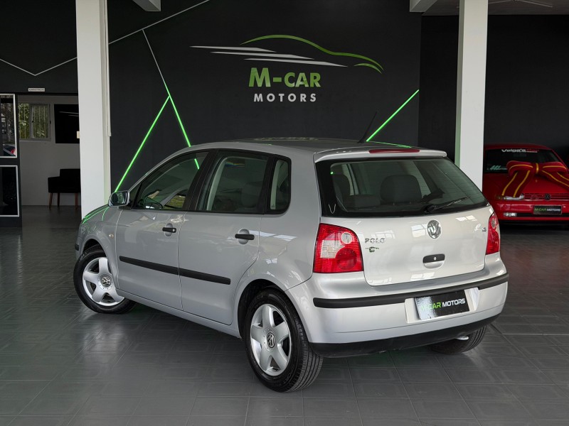 POLO 1.6 MI 8V GASOLINA 4P MANUAL - 2005 - FELIZ