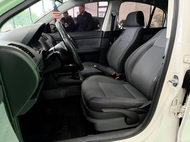 POLO 1.6 MI 8V TOTAL FLEX 4P MANUAL - 2013 - FELIZ