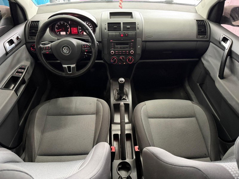 POLO 1.6 MI 8V TOTAL FLEX 4P MANUAL - 2013 - FELIZ