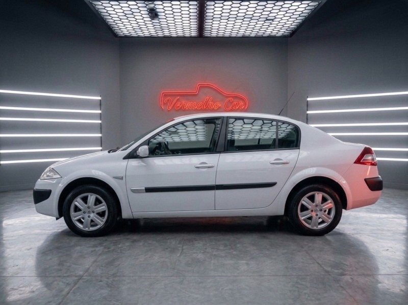 MÉGANE 1.6 DYNAMIQUE 16V FLEX 4P MANUAL - 2018 - CAXIAS DO SUL